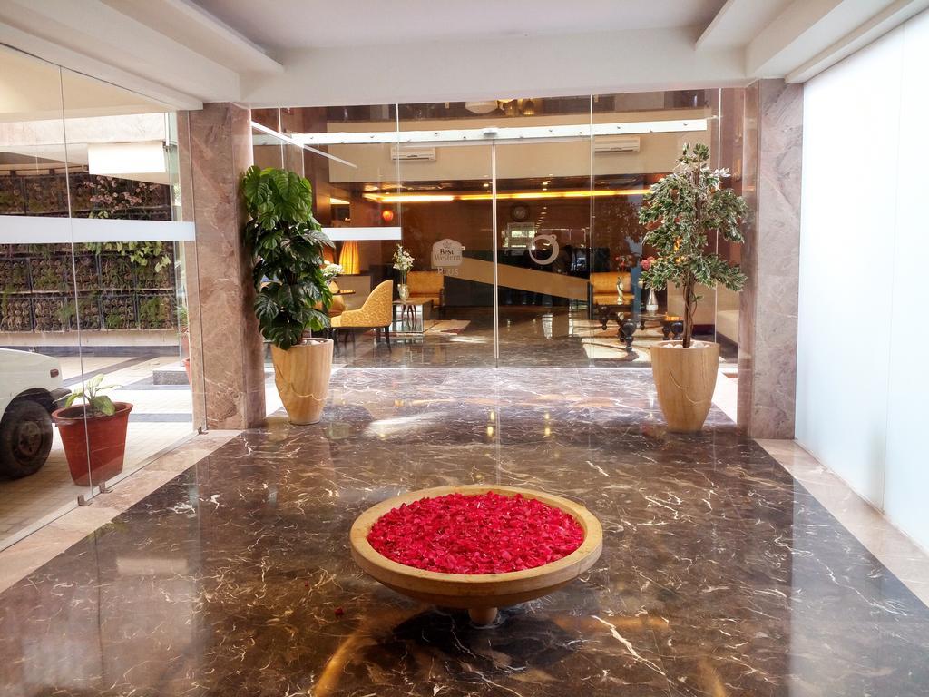 Best Western Plus O2 Indore Exterior photo